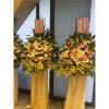 B款潔白高雅百合花藝術高架花籃(無法指定款式)-出貨照片