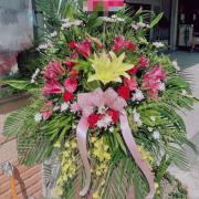 典雅高架花籃