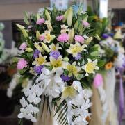 精緻款追思/哀悼/悼念/告別式大型高架花籃