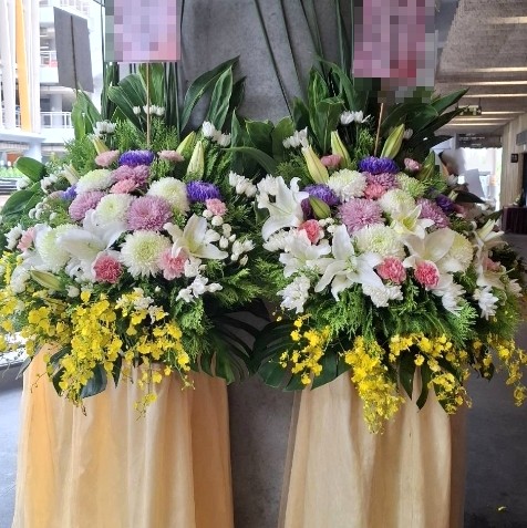 B款潔白高雅百合花藝術高架花籃(無法指定款式)