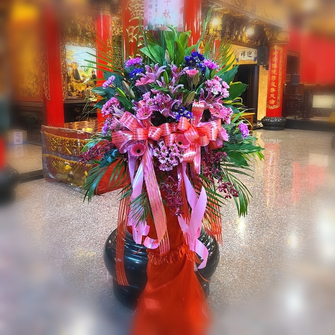 綻放藝術花籃