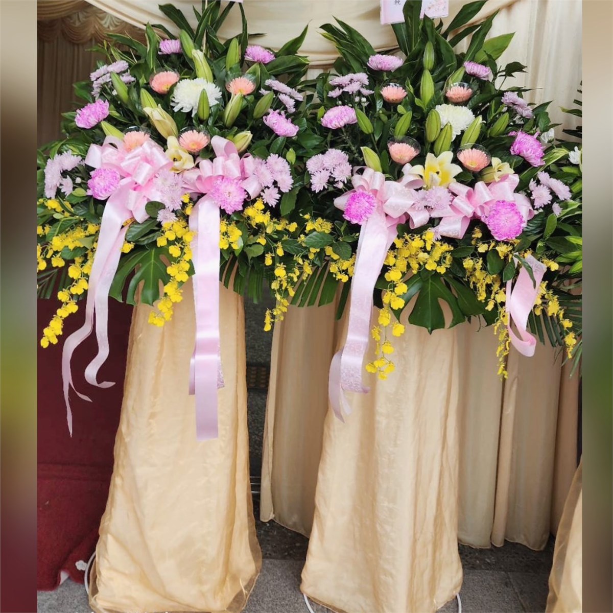 D款高架藝術花籃