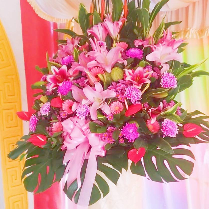 弔唁藝術高架花籃