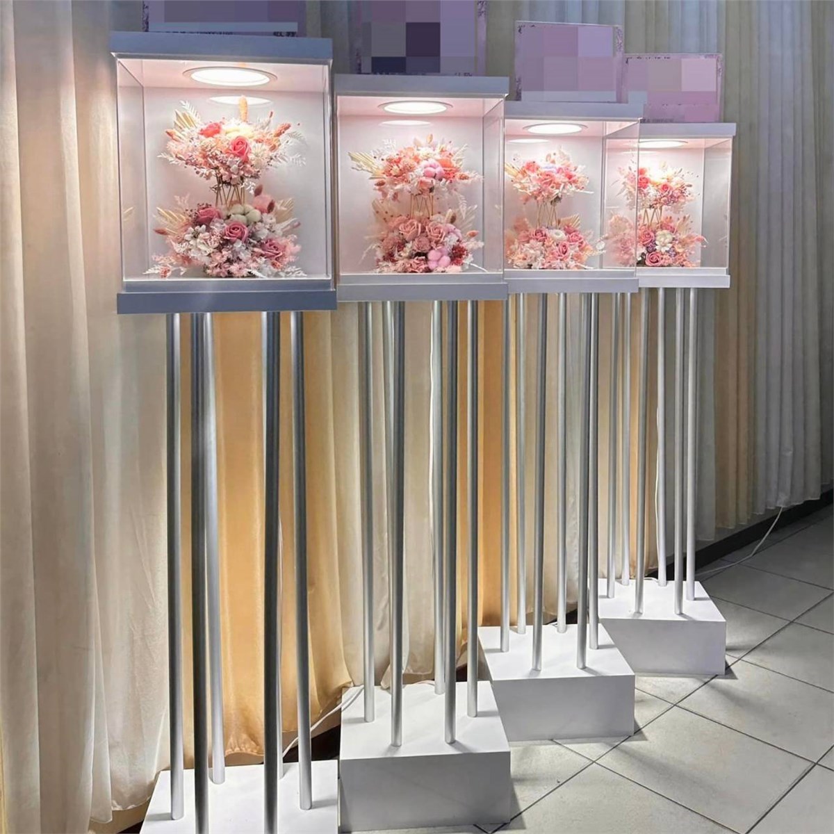 (租用)三對粉色永生花燈柱(豎靈到告別式)-限殯儀館