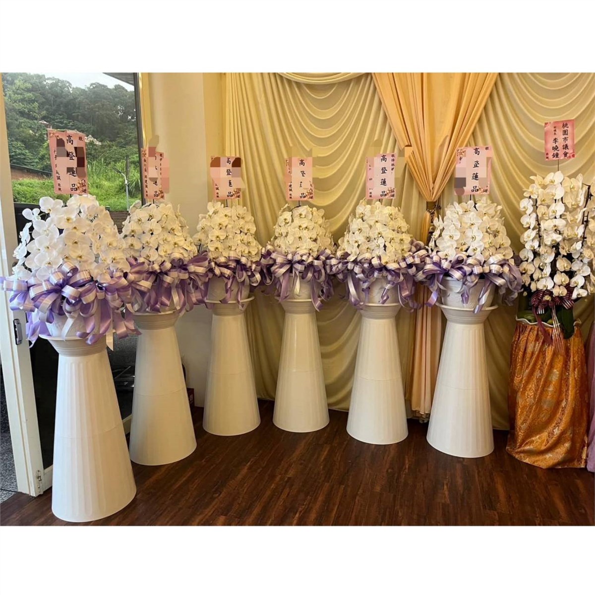 六合花球羅馬柱/3對/出租蘭花(限殯儀館內告別式單場)